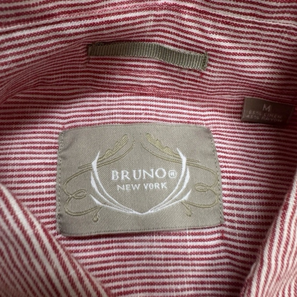 Bruno New York Long Sleeve Red Button Up Men’s Size Medium - Picture 3 of 3